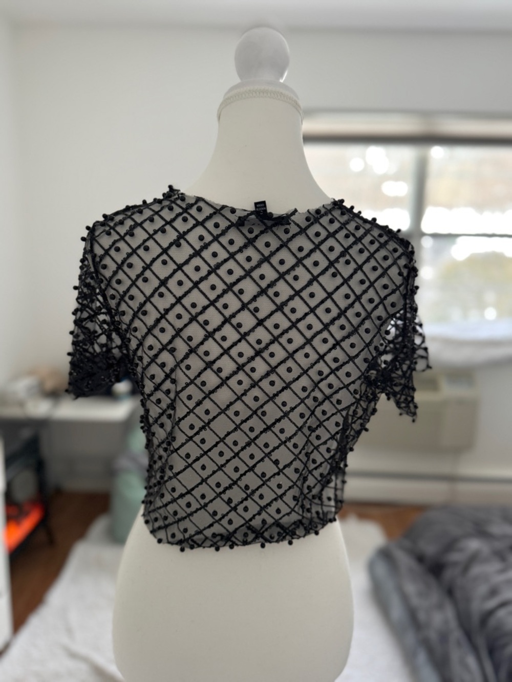 Black Sheer Beaded Mesh Crop Top Short Sleeve Party Evening Small - Picture 2 of 3